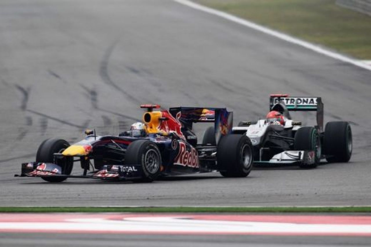 VIDEO / McLaren castiga totul in China. Vezi filmul cursei!_74