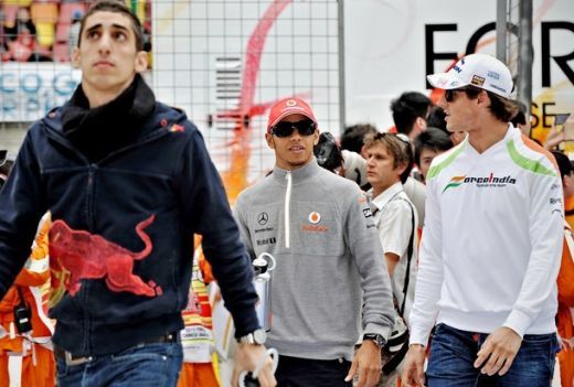 VIDEO / McLaren castiga totul in China. Vezi filmul cursei!_109