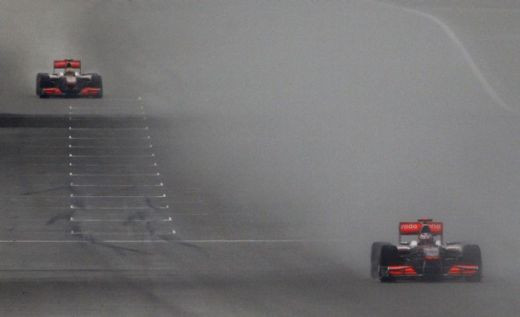 VIDEO / McLaren castiga totul in China. Vezi filmul cursei!_126