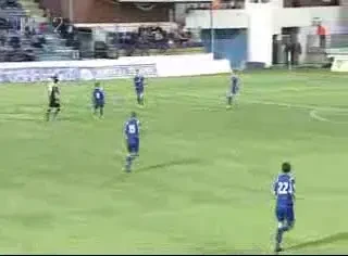 VIDEO / A luat bataie pentru ca a marcat! Cea mai PENIBILA sarbatorire a unui gol: