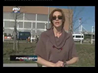 Soc! Aston scoate SUV!