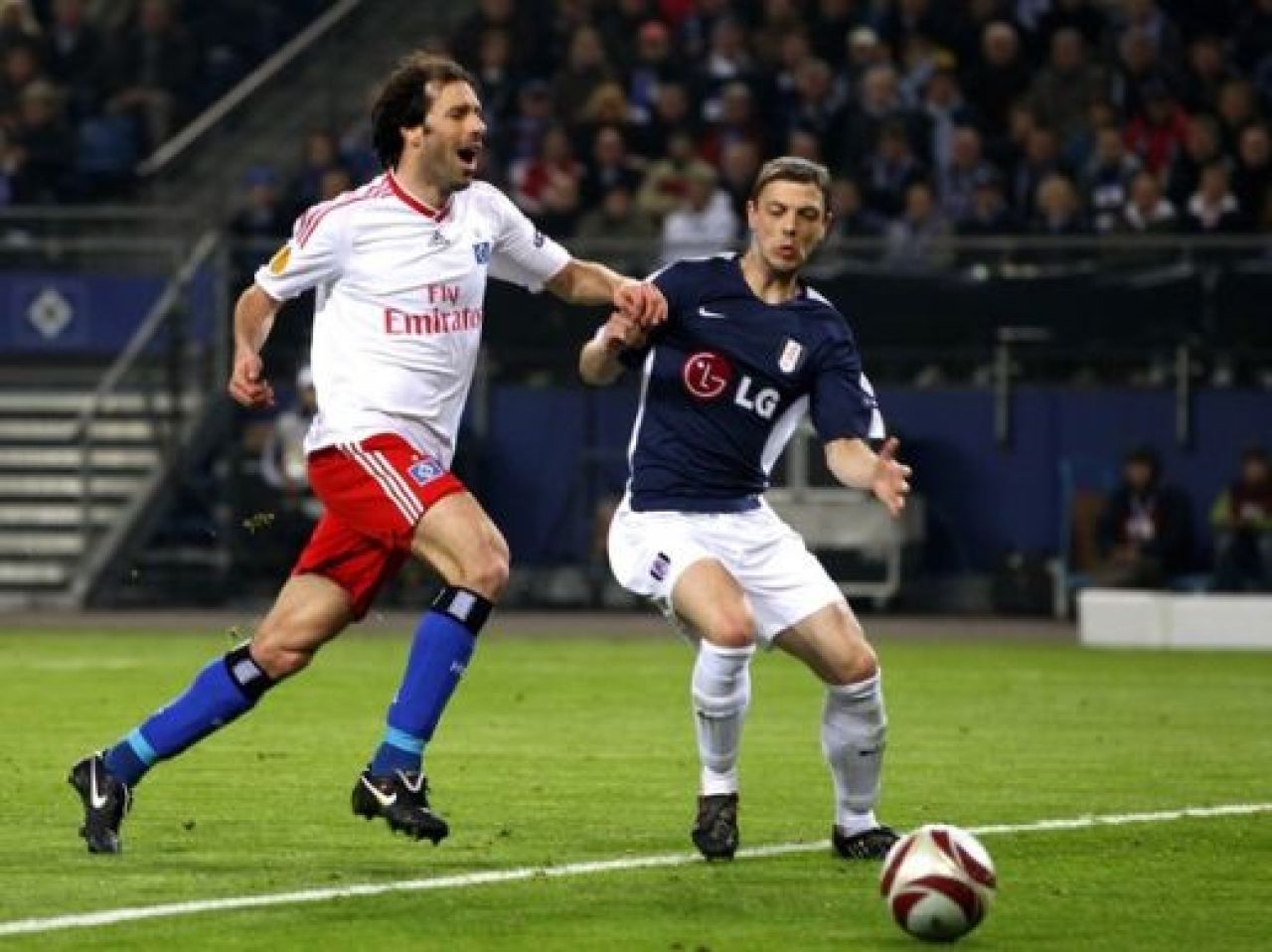 VIDEO Englezii rezista EROIC si spera la finala! Hamburg 0-0 Fulham!_3