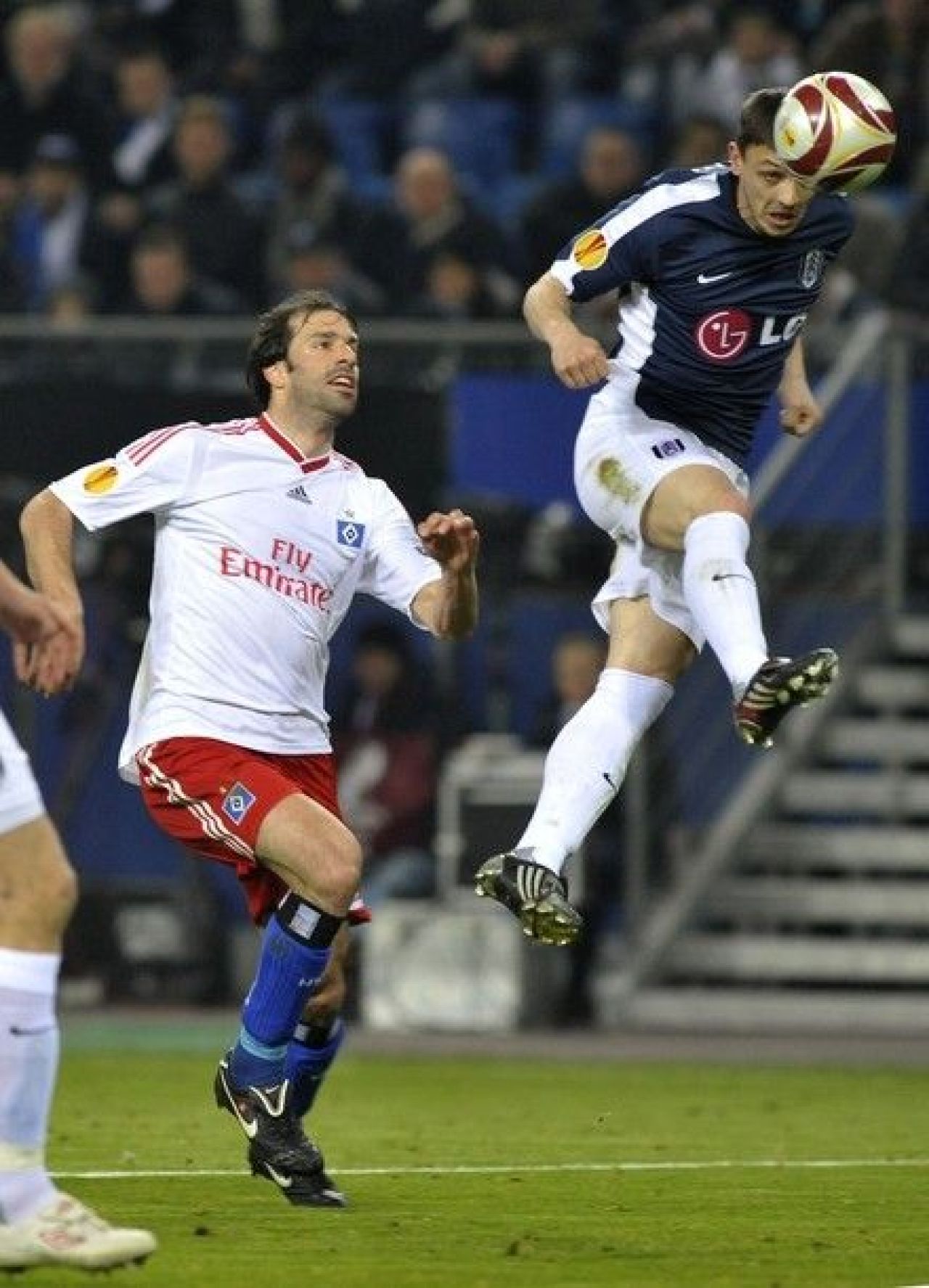 VIDEO Englezii rezista EROIC si spera la finala! Hamburg 0-0 Fulham!_18