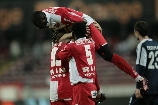 POLI 'LASI' refuza sa bata! Dinamo 1-1 Poli Iasi! 2 ratari cu poarta goala si un penalty in bara!_4