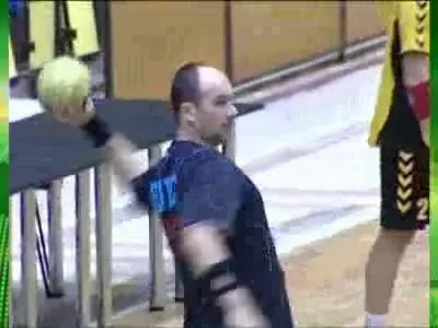 Steaua si-a dat afara antrenorul cu doua zile inainte de semifinala Cupei Cupelor! Ca sa poata juca!