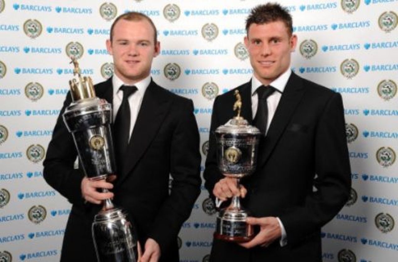 OFICIAL! Rooney, jucatorul ANULUI in Anglia! Vezi cand revine pe teren!_2