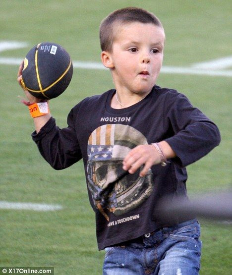 Vezi cand revine Beckham!_5