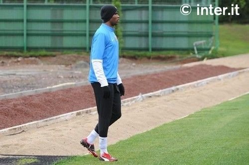 Sneijder, Chivu si Balotelli convocati de Inter! Vezi ce capcana le pregateste Barcelona!_27