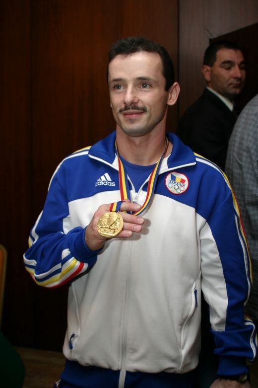 Pentru cei nascuti sa concureze: Marius Urzica_8