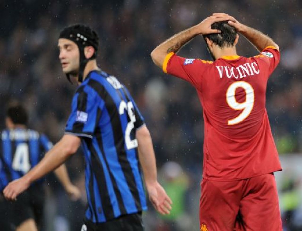 Chivu a castigat Cupa Italiei!! AS Roma 0-1 Inter, in finala!_17