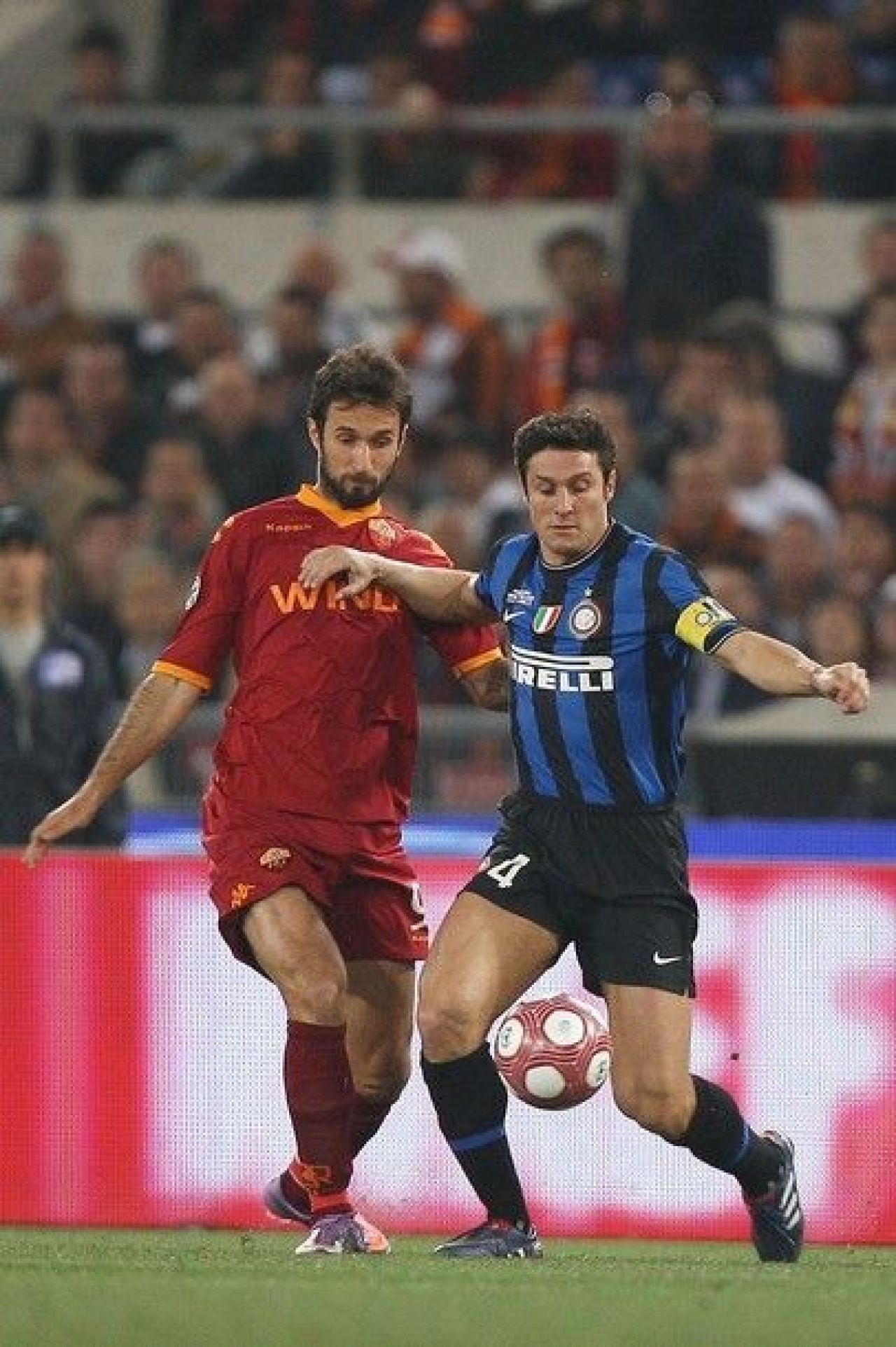 Chivu a castigat Cupa Italiei!! AS Roma 0-1 Inter, in finala!_20