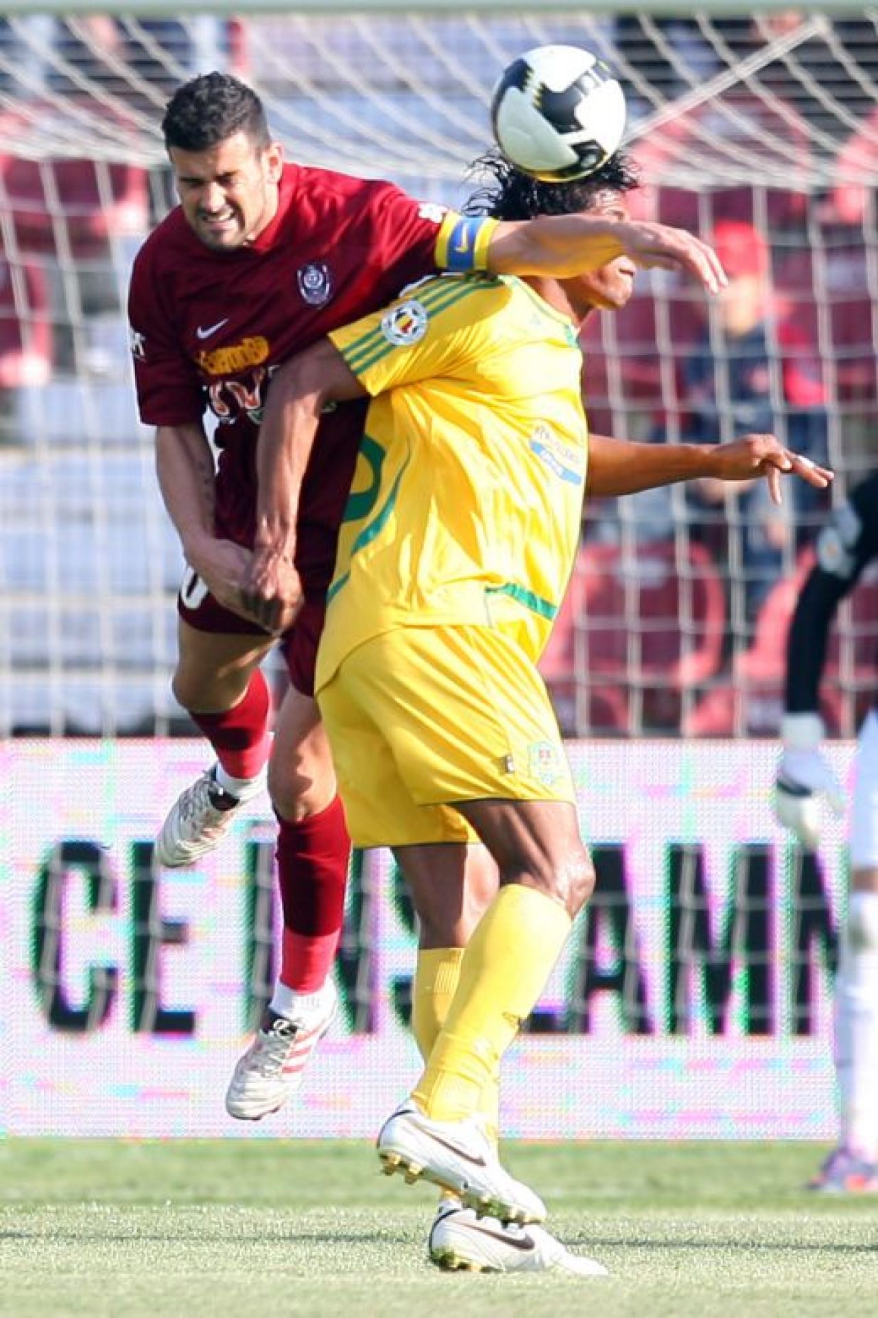 Derby low-Costly! CFR-ului i-a fost refuzat un penalty! Vezi imagini!_4