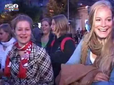 SUPER&nbsp;VIDEO! Cum s-a umplut stadionul lui Dinamo de suportere venite din Olanda! :)