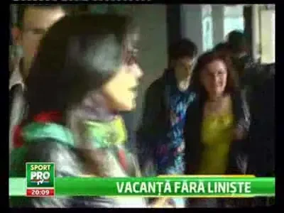 Consuelo i-a suparat pe taximetristi&nbsp;la aeroport: Tot romancele-s mai frumoase! :)&nbsp;