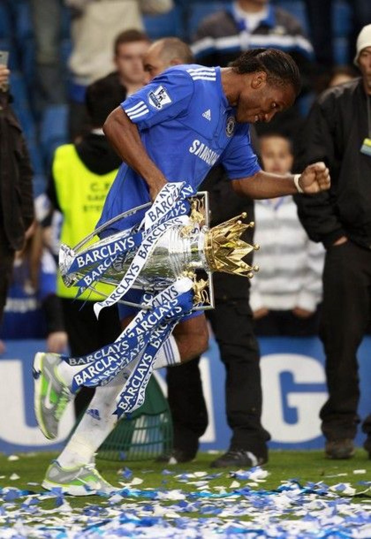 CHELSEA ESTE CAMPIOANA! Chelsea 8-0 Wigan_24