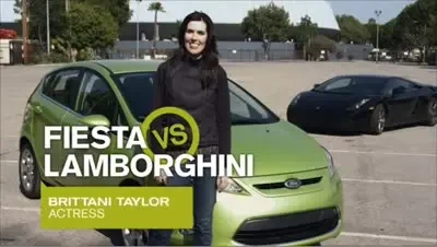 VIDEO:&nbsp;Un Ford Fiesta UMILESTE un Lamboghini!