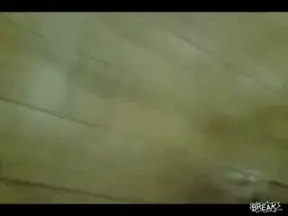 VIDEO / De ce este important sa porti casca... la fotbal! A vrut sa loveasca mingea, dar...