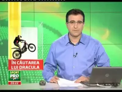 Imagini SPECTACULOASE! Ce mai tare freerider pe motocicleta l-a cautat pe Dracula la Bran