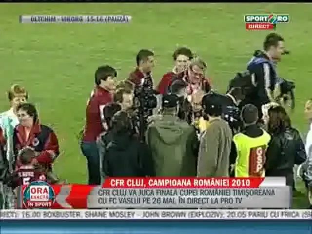 VIDEO Cadu a ridicat Cupa! Fiesta la Cluj, CFR campioana Ligii I in 2010!