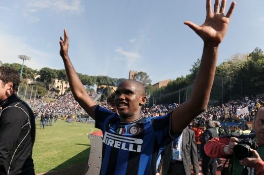 SUPER VIDEO Chivu a ridicat trofeul! Vezi premierea lui Inter!_7