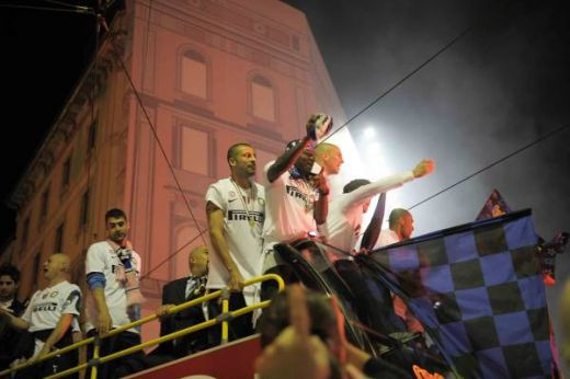 Jucatorii lui Inter l-au atacat pe Totti: 