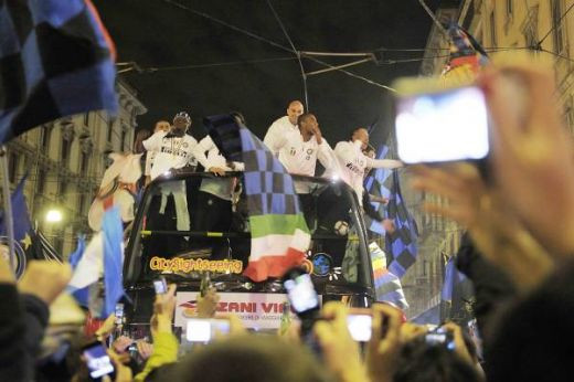 Jucatorii lui Inter l-au atacat pe Totti: 