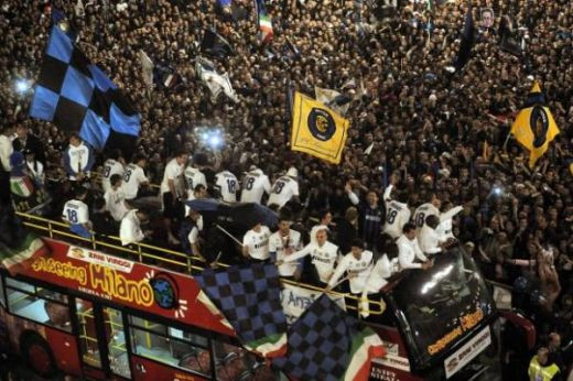 Jucatorii lui Inter l-au atacat pe Totti: 