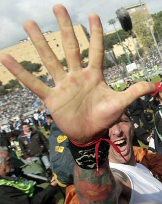 Jucatorii lui Inter l-au atacat pe Totti: 