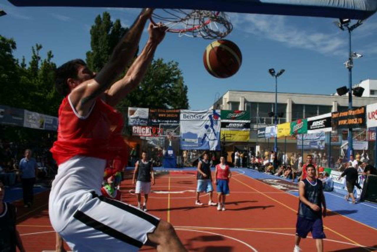 Au inceput inscrierile pentru Sport Arena Streetball 2010! FOTO:_5