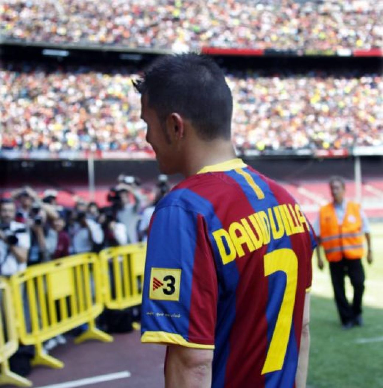 SUPER FOTO / Barcelona va juca in echipament VERDE!_3