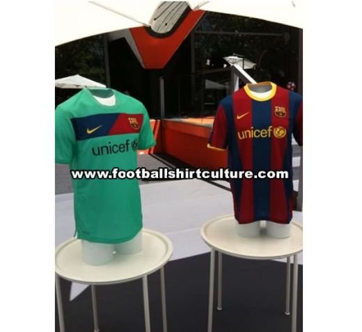 SUPER FOTO / Barcelona va juca in echipament VERDE!_8