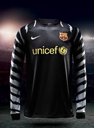 SUPER FOTO / Barcelona va juca in echipament VERDE!_19