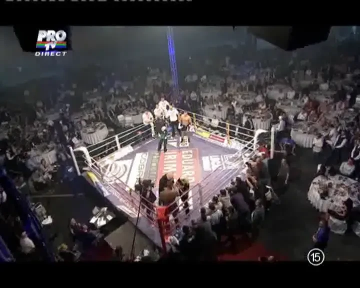 VIDEO / Catinas a obtinut cea mai surprinzatoare victorie de la K1! A pus la pamant un american mare si rau: