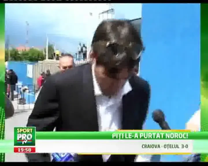 VIDEO! Craiova a scapat de Liga a II-a! Cum a EXPLODAT Piturca de bucurie in tribune!