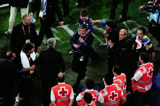 SUPER FOTO / Mourinho a plans ca un copil dupa ce a castigat Liga: 