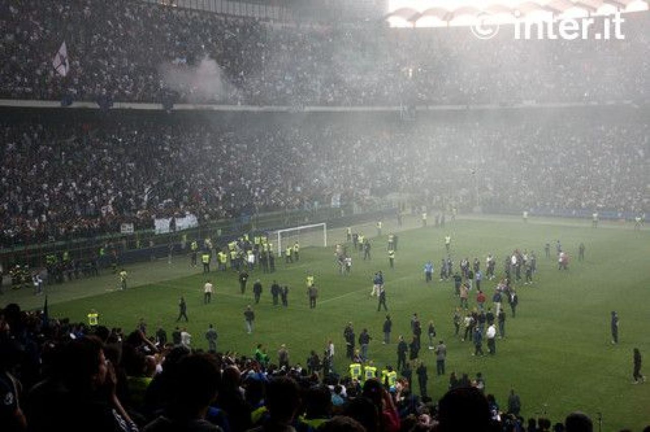 VIDEO / Jucatorii lui Inter sunt EROI la Milano! Vezi cum au fost primiti pe San Siro:_24