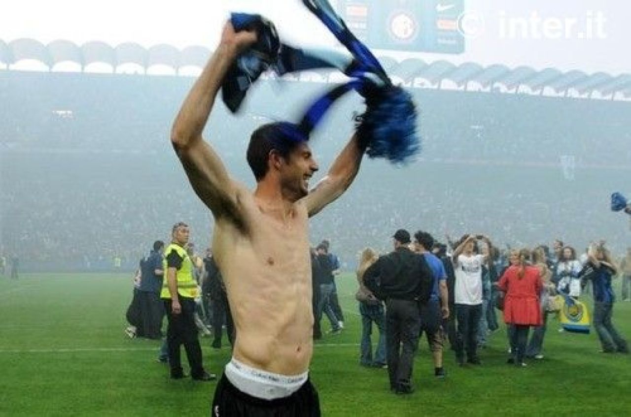 VIDEO / Jucatorii lui Inter sunt EROI la Milano! Vezi cum au fost primiti pe San Siro:_32
