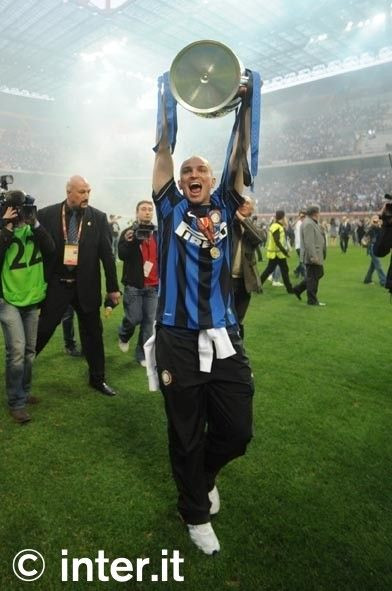 VIDEO / Jucatorii lui Inter sunt EROI la Milano! Vezi cum au fost primiti pe San Siro:_47