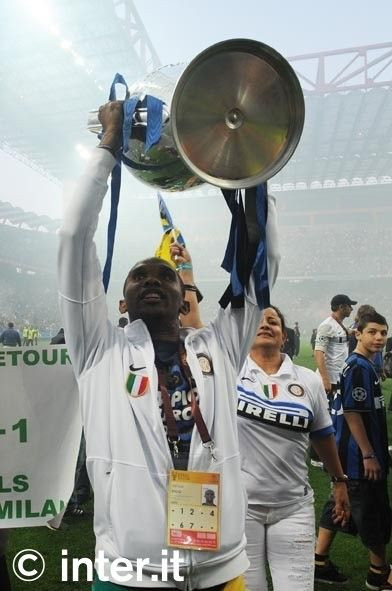 VIDEO / Jucatorii lui Inter sunt EROI la Milano! Vezi cum au fost primiti pe San Siro:_49