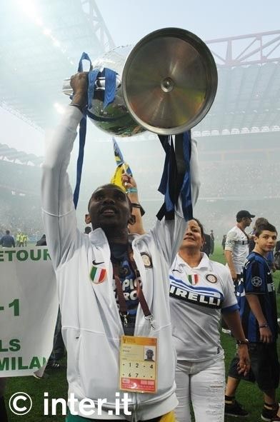 VIDEO / Jucatorii lui Inter sunt EROI la Milano! Vezi cum au fost primiti pe San Siro:_49