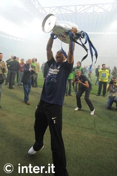 VIDEO / Jucatorii lui Inter sunt EROI la Milano! Vezi cum au fost primiti pe San Siro:_52