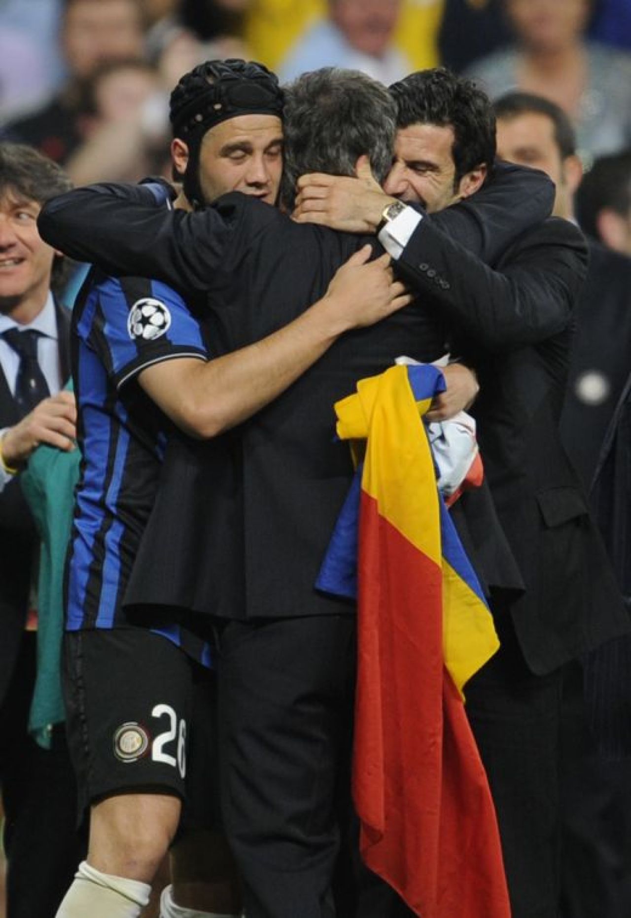 Cele mai tari momente ale lui Chivu in 2010: operat la cap in ianuarie, castigator al Ligii in mai! VIDEO_5