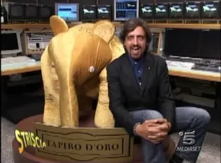 VIDEO: Quaresma a dat de pamant cu al patrulea trofeu castigat la Inter in aceast an :)