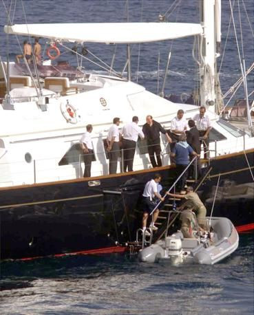 SUPER AMICAL: AC Milan - Real Madrid! Berlusconi: 