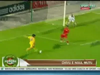 PE BUNE! Romania, usor de ucis! Care a fost petarda cu Ucraina si de ce a fost Lobont pacalit de Jabulani :)