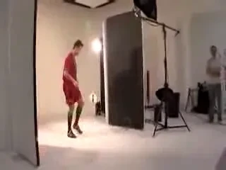 VIDEO! Cristiano Ronaldo, provocat de un campion la freestyle! Vezi ce scheme NEBUNE au iesit!