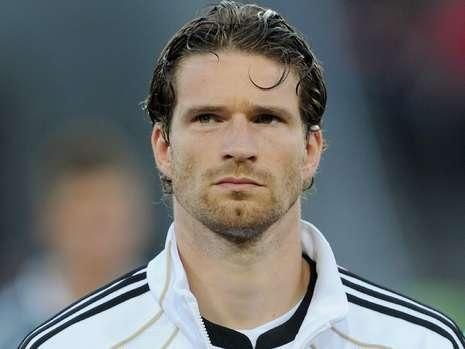 Scandal in Germania: jucatorii nationalei nu canta imnul! 11 fotbalisti NU sunt nemti! _3