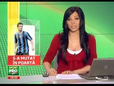 VIDEO Chivu i-a aratat lui Lobont cum se apara cu Jabulani :)