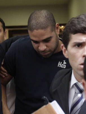 Adriano, audiat de politie pentru legaturi cu traficantii de droguri din Brazilia!_7