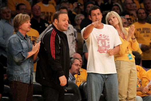 Charlize Theron in tribuna la finala: Lakers a castigat primul meci al finalei NBA: 102-89 cu Boston Celtics! VIDEO_10